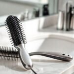 Qual a melhor escova para tirar o frizz do cabelo? Saiba o segredo