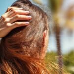 Qual o melhor protetor solar para cabelo? Guia completo para fios protegidos